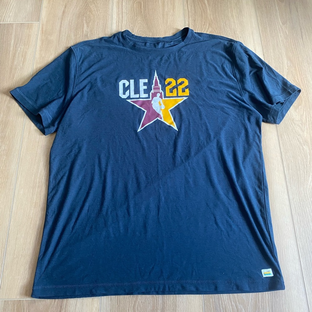 Men’s Vuori Cleveland NBA T-Shirt